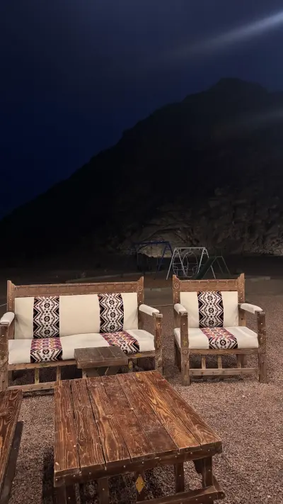صورة ٦، مخيم القطبة