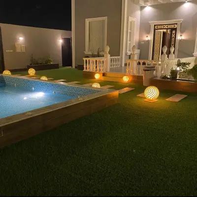 مسابح وديوانيات وشاليهات العائلة