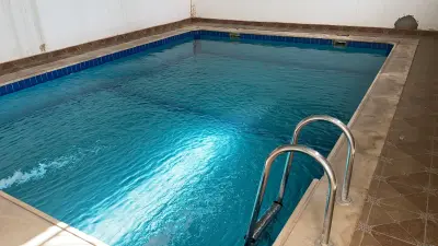 صورة ٢، استراحة سمرّاء