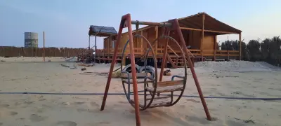 صورة ٦، مخيم الكوخ الشتوي
