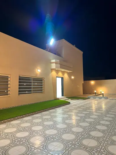 صورة ٢، شاليه المطلق
