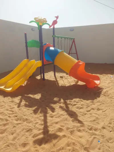 صورة ٣، مخيم الصقر