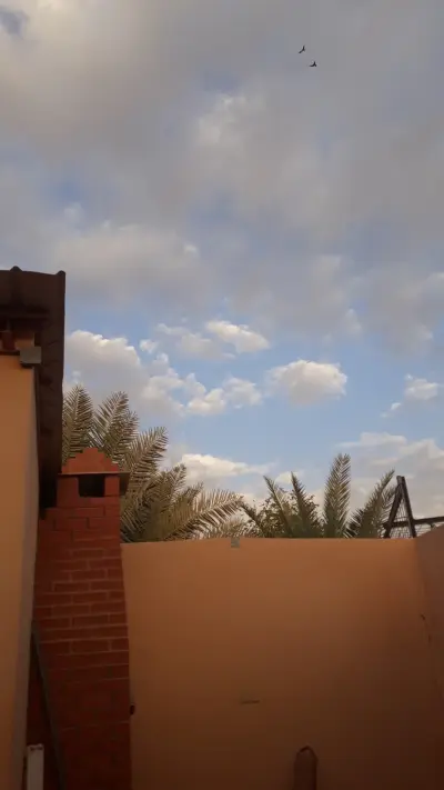 صورة ٣، استراحة الخيالة بالمبرز