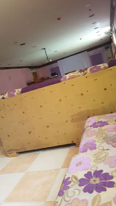 صورة ٢، استراحة الخيالة بالمبرز