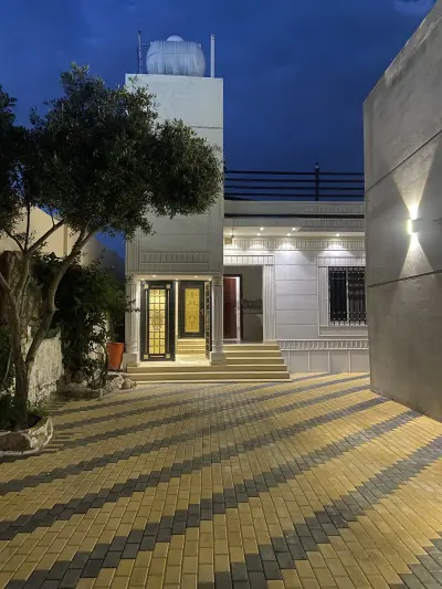 صورة ٢، شالية درة العرسان