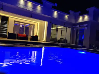 صورة ٣، شالية جرافيتي