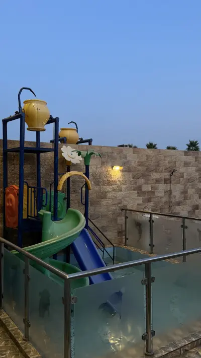 صورة ٢، شاليهات سالين