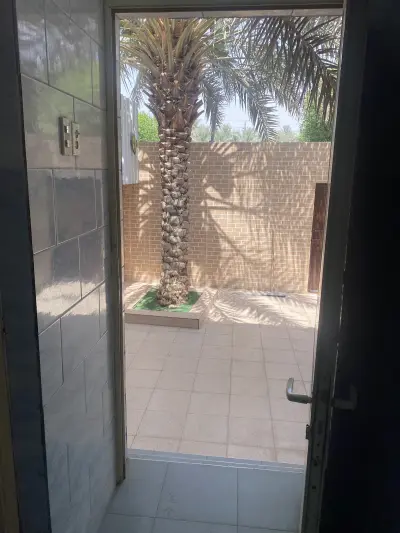 صورة ٤، مسابح واستراحة البستان