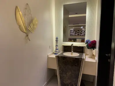 صورة ٤، شاليهات حائط