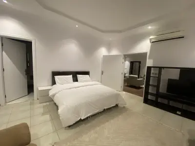 Coconut Chalet