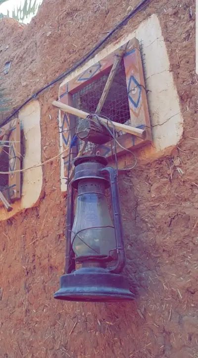 صورة ٣، شاليه الحائط